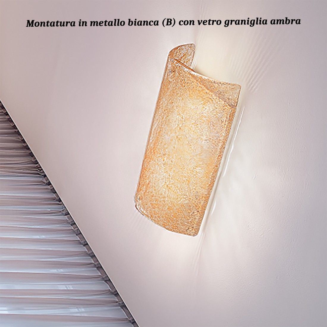 Applique classique en verre de Murano avec culot LED E14.