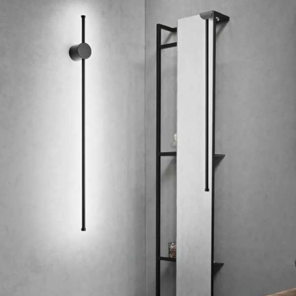 Applique CLOCK di Perenz illumina