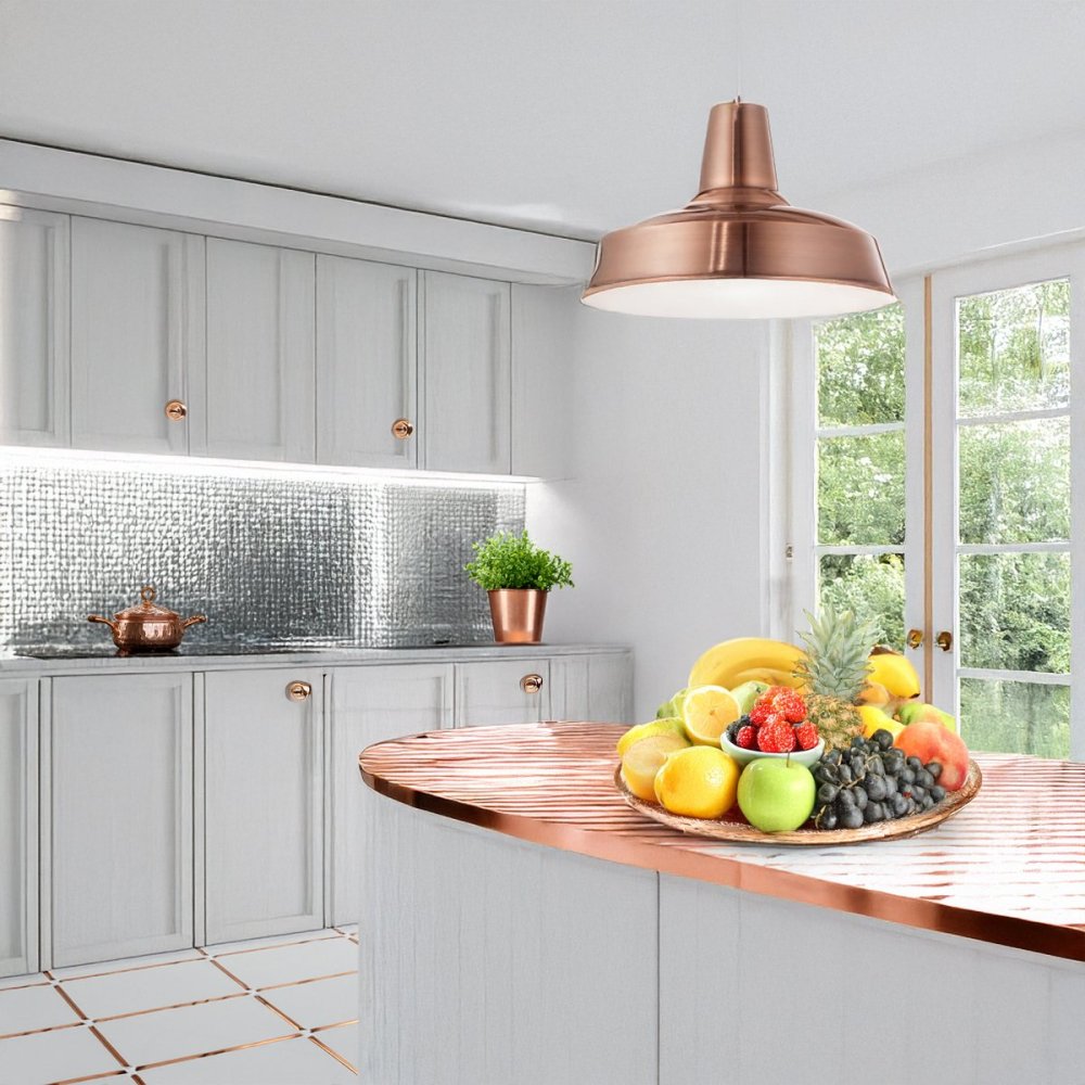 Klassische Pendelleuchte aus Kupfermetall mit E27 Fassung max. 60W.