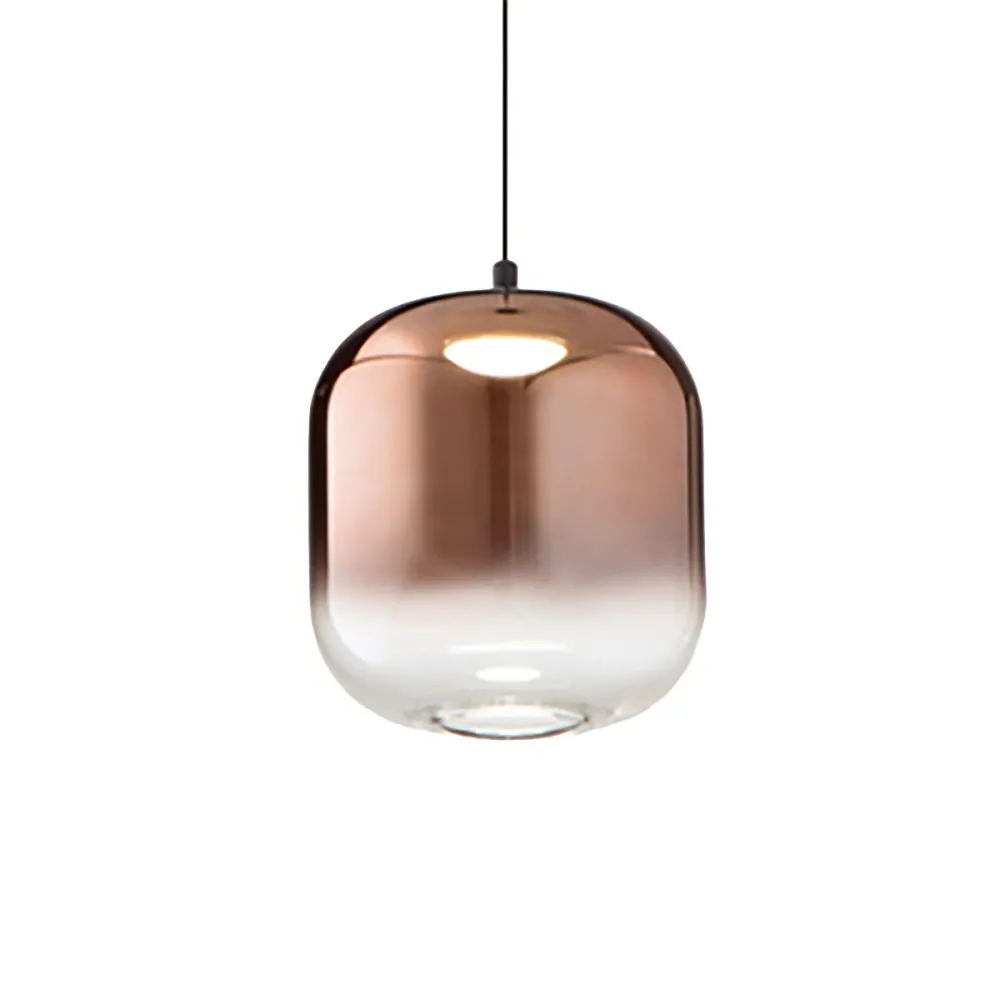 Perenz beleuchtet den Kronleuchter HUNTER S5 8158 N LC 8214 8215.