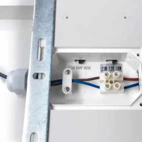 Promoingross LED-Deckenleuchte YNDI Q28 T28 WH CCT IP65