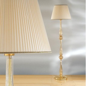 Piantana 2327 P Due P illuminazione