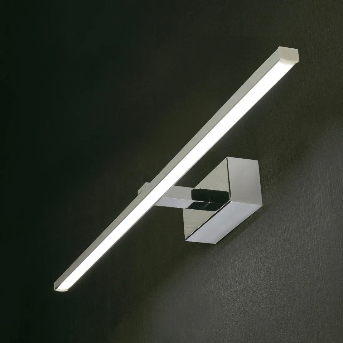 Applique murale PG-ELEGANCE L9034 LED 20W module simple émission applique murale moderne intérieur en pvc métal chromé blanc