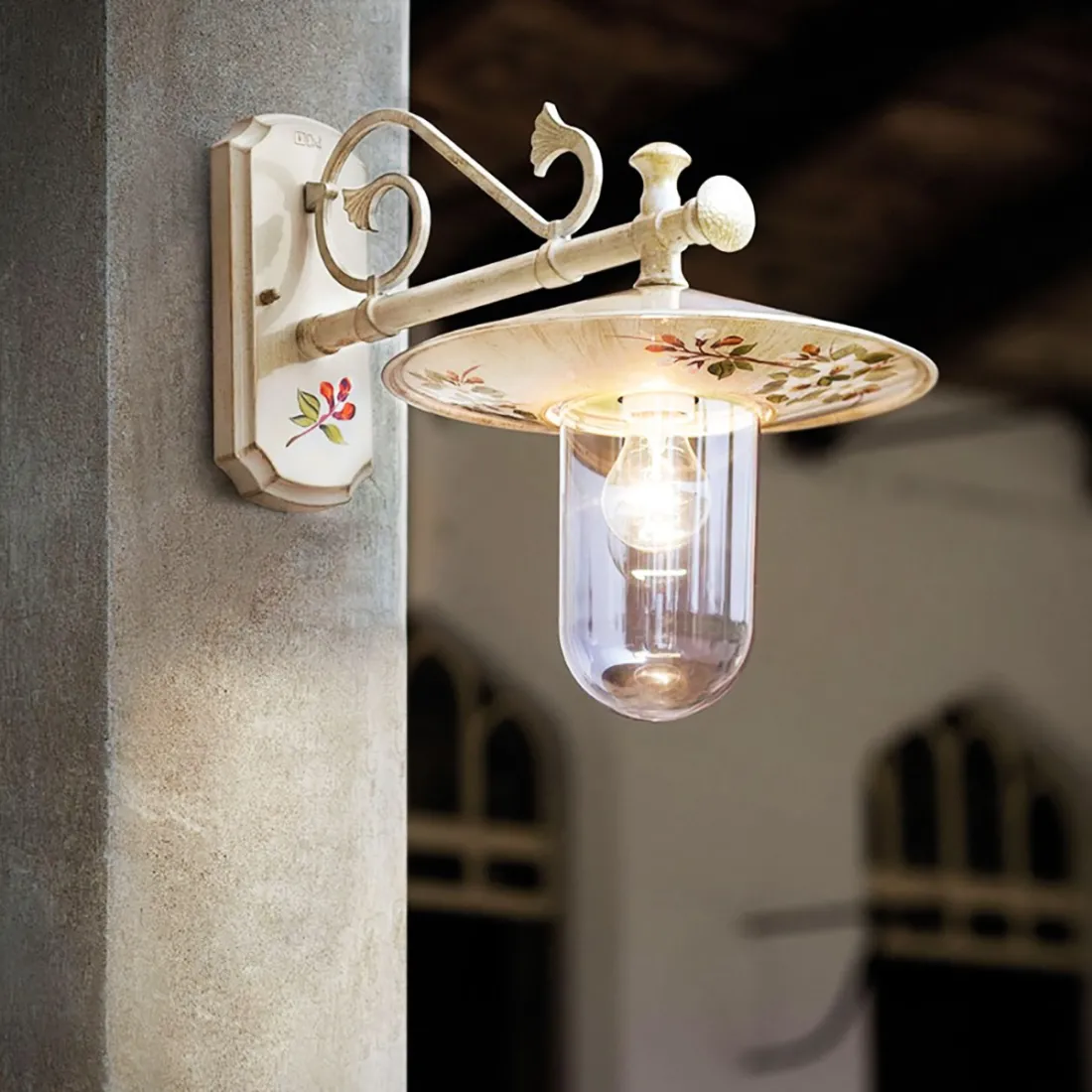 Applique FE-GENOVA A400 AP E27 LED IP44 esterno braccio piatto alluminio decorato lampada parete classica