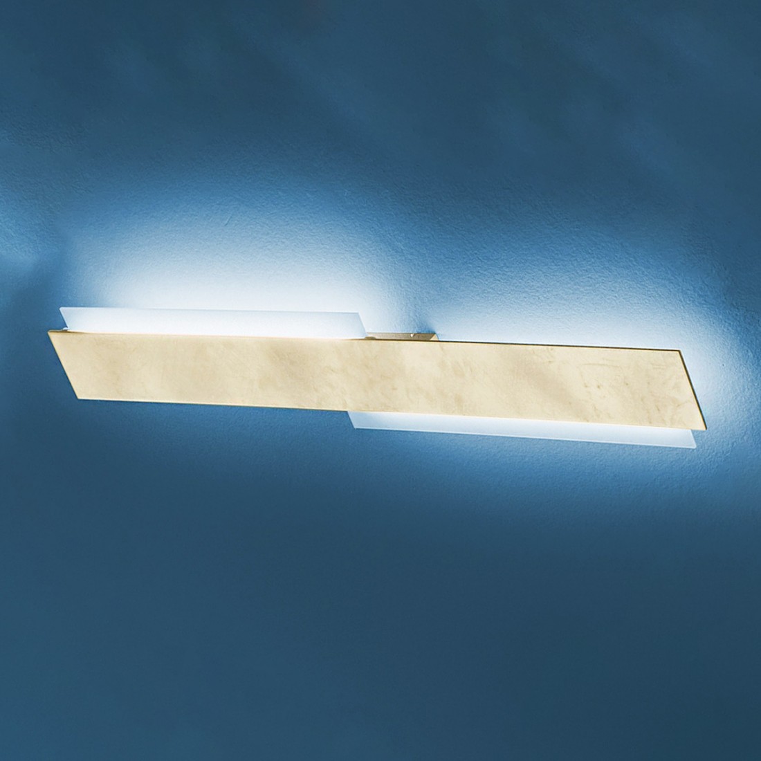 Applique moderne rectangulaire avec module LED intégré, lumière chaude
