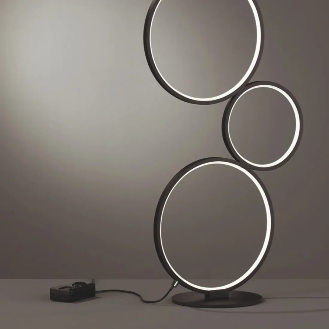 Lampadaire annulaire moderne Rondo Trio Lighting 422610532