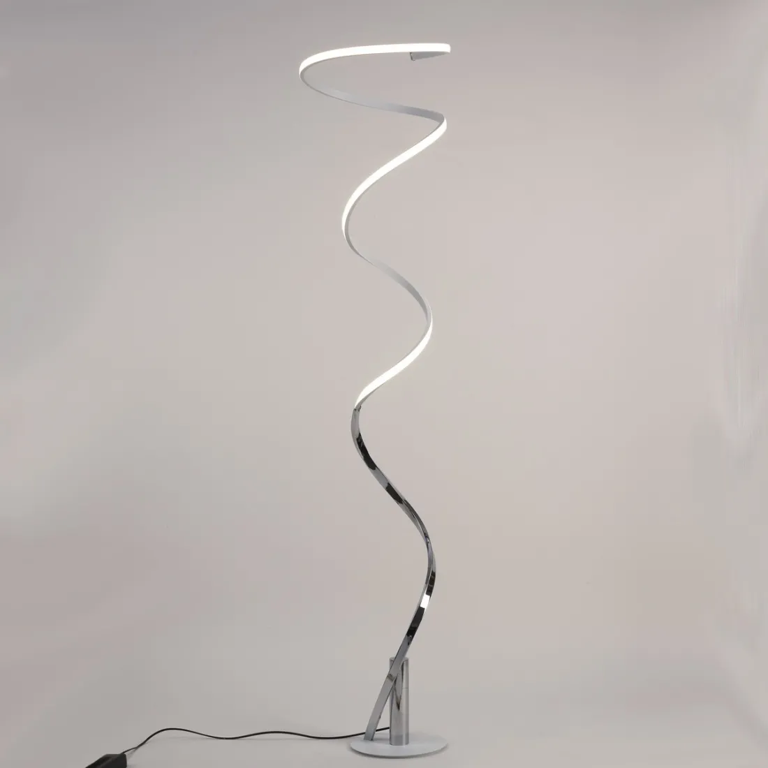 Mantra HELIX 6102 lampadaire dimmable lampadaire