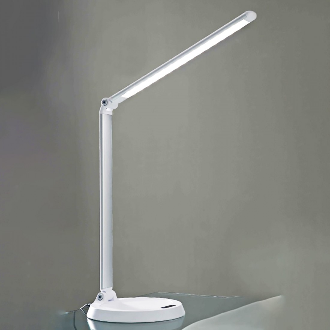 Lampe de bureau LED moderne DELTA Illuminando réglable