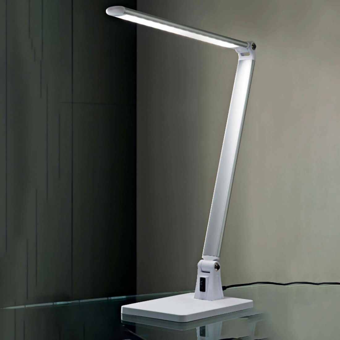 Lume da tavolo moderno con modulo led DESK Illuminando