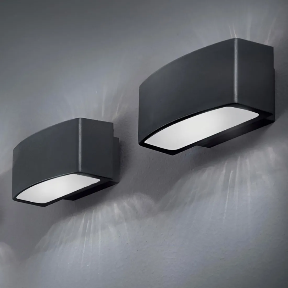 Applique murale d'extérieur moderne avec connexion LED E27.