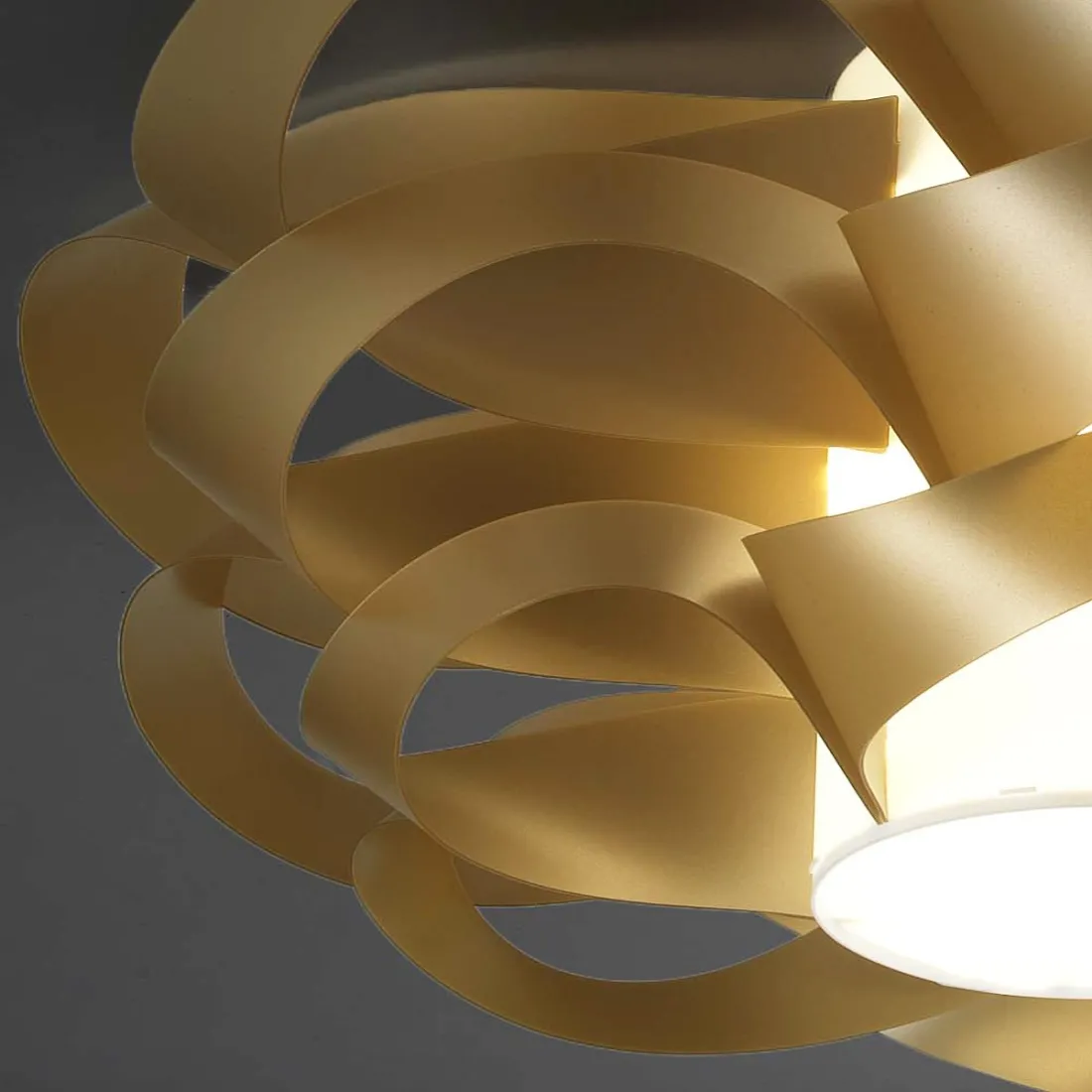 Plafón redondo con cintas blancas Linea Zero