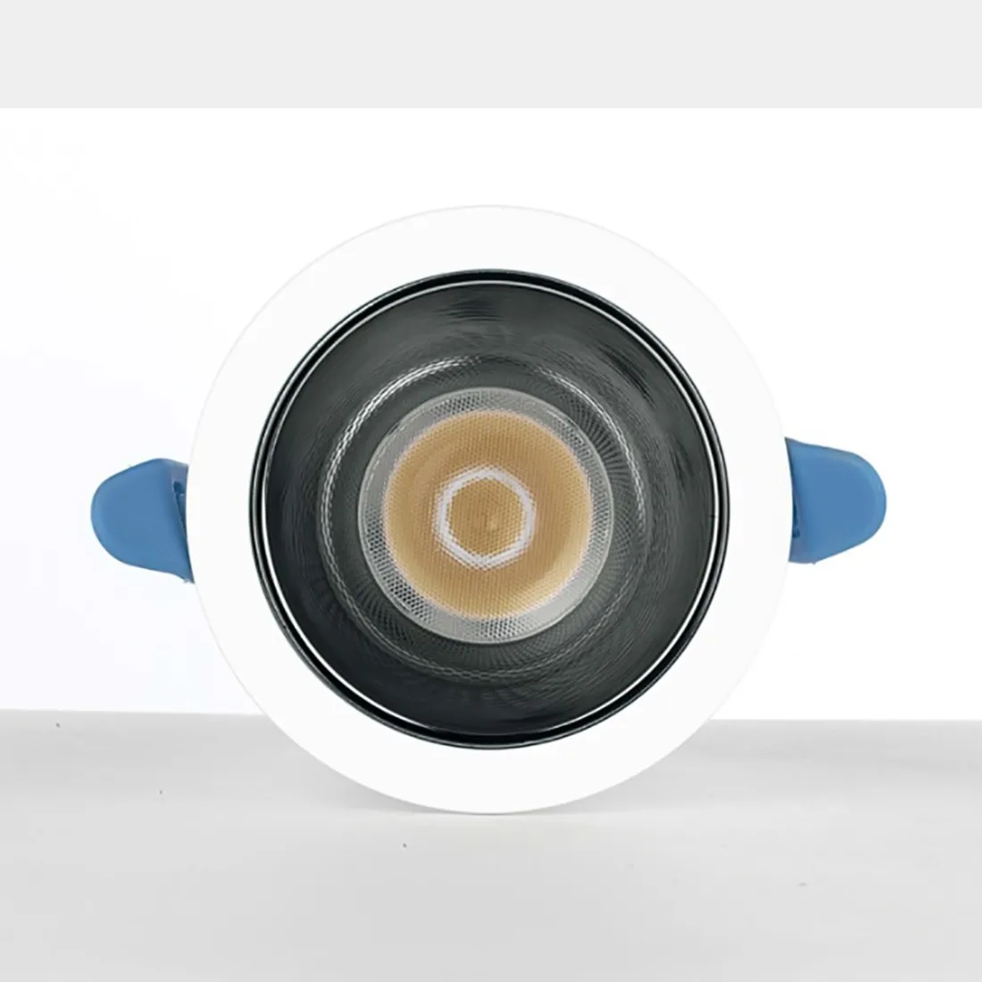 Spot encastrable Pan International