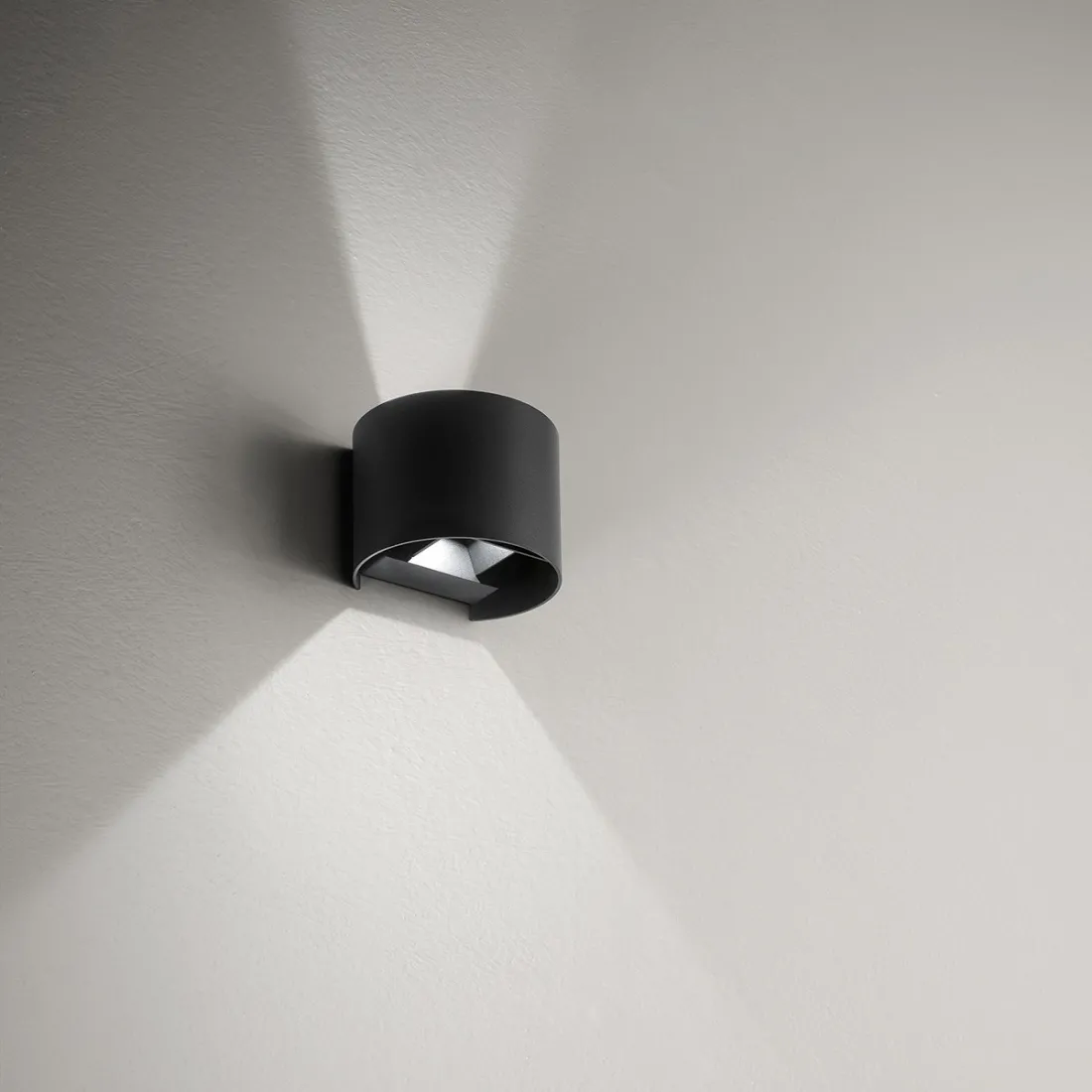 Applique alluminio Gea Led GES873