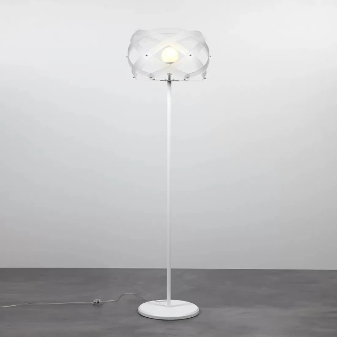 Piantana NUCLEA Emporium