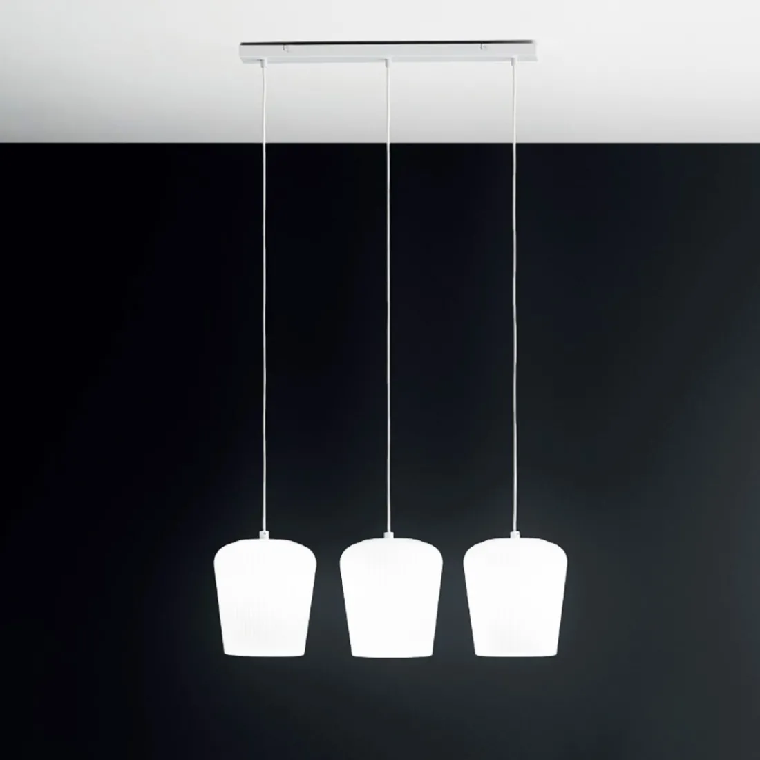 Gea Luce NUMA BR3 lampe à suspension en verre blanc